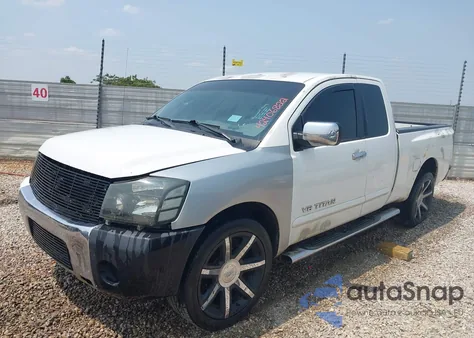 2005 Nissan Titan Se z USA, uszkodzony, nr VIN 1N6BA06A45N547835